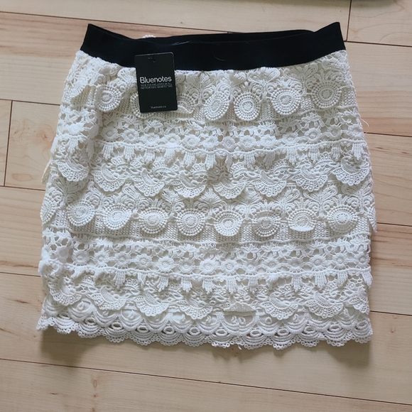 Bluenotes Dresses & Skirts - Lace Crochet skirt